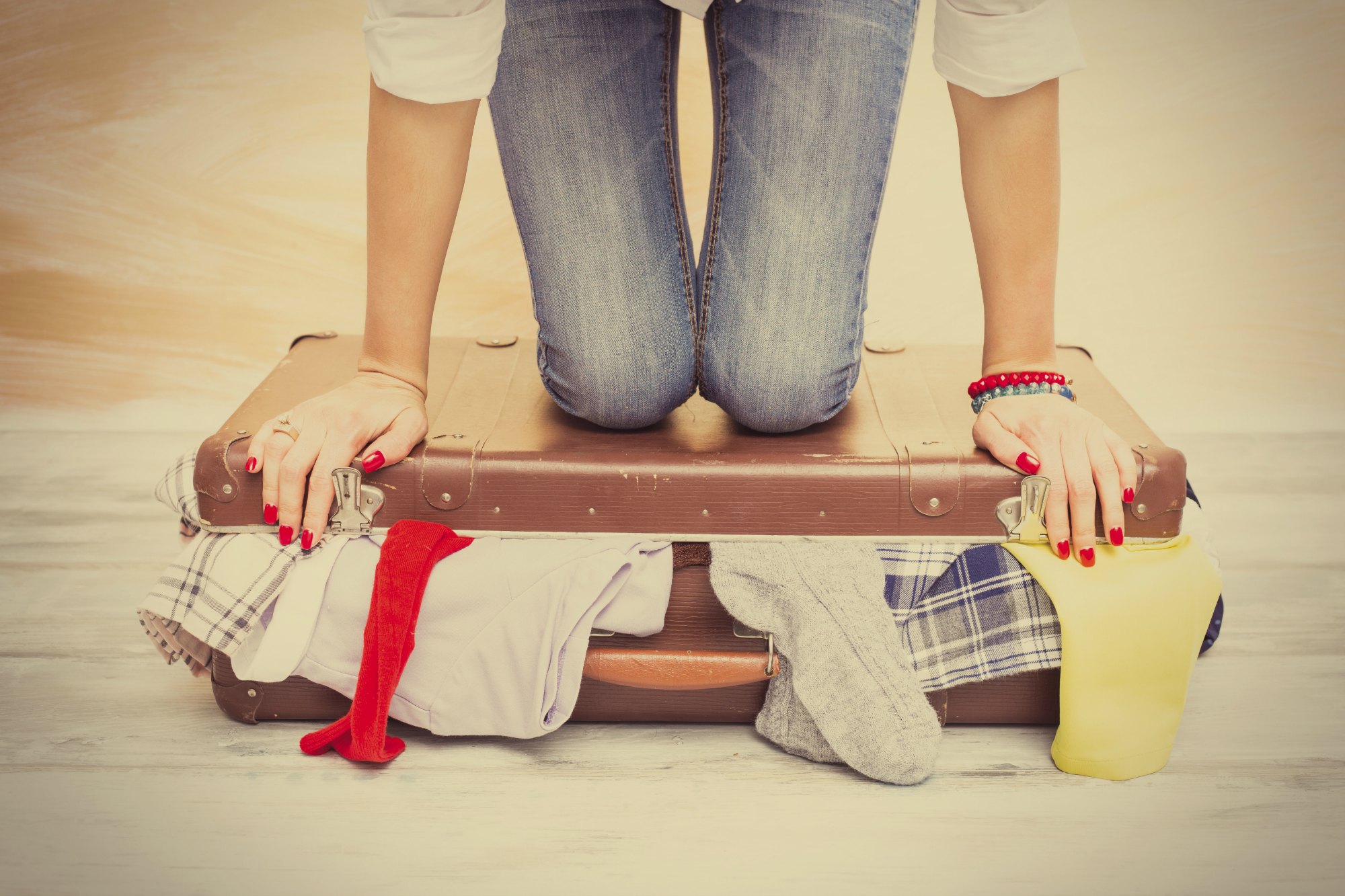 travellinglightbackground