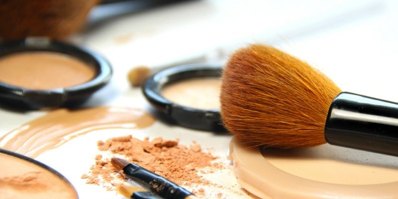 How to Conceal Dark Circles Under Eyes