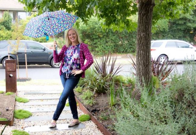 C is for Colour (1) C is for Colour - Imogen Lamport's A-Z of style - how to choose and wear colours