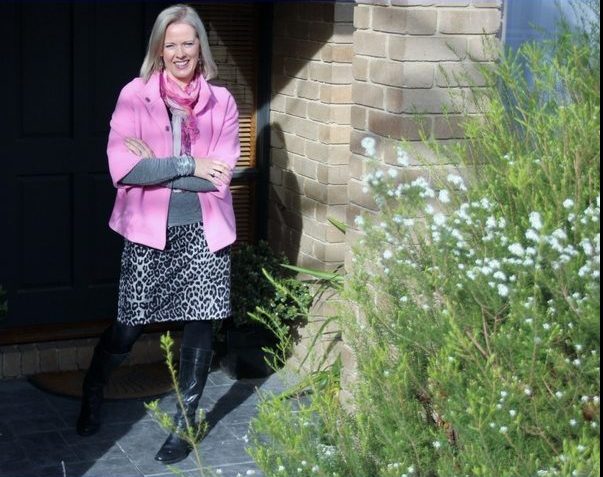 Where to end your sleeves to flatter your figure