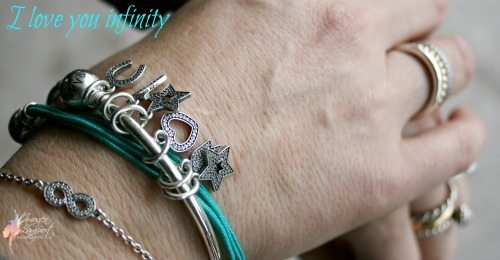 How to Stack Bracelets  Stackable Jewelry  Pandora US