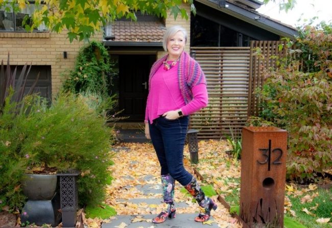 How to Combine Comfortable Shoes with Your Dressier Outfits 5