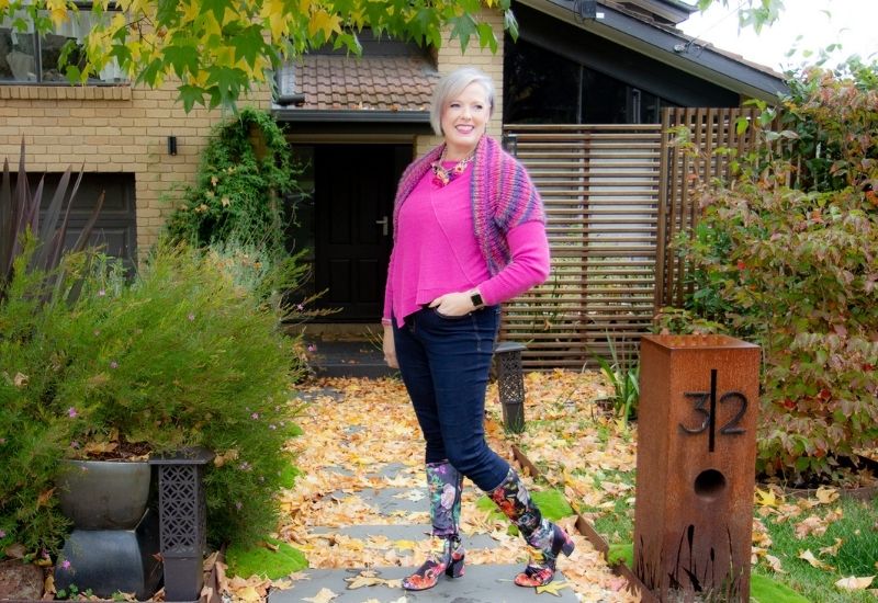 How to Combine Comfortable Shoes with Your Dressier Outfits 5