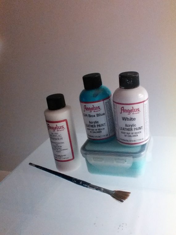 Shoe Play - How to Change the Colour of Your Shoes — Inside Out Style