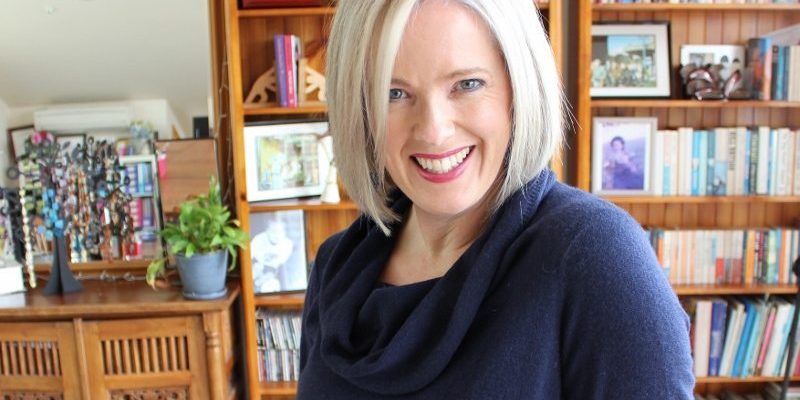 how to wear normcore