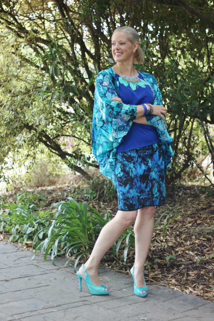 Blue kimono from Enni Boutique, Calvin Klein skirt and necklace from Colette, peeptoe sling back Scarlettos