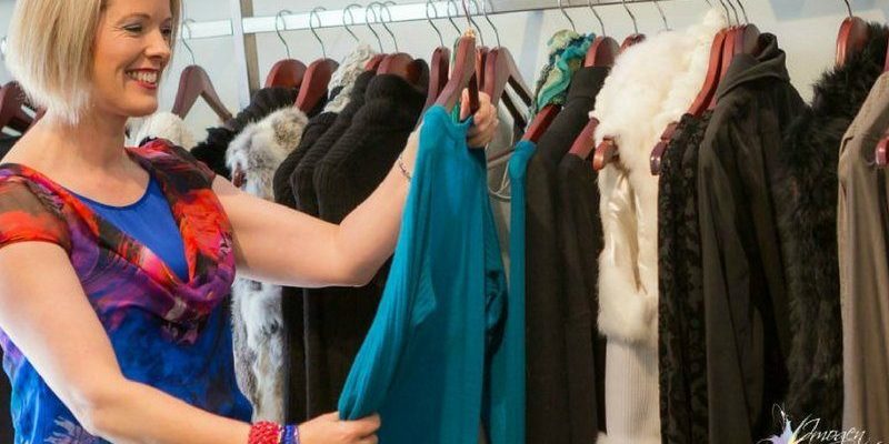 Discover how understanding the effects of horizontal lines will make it so much easier to create flattering outfits