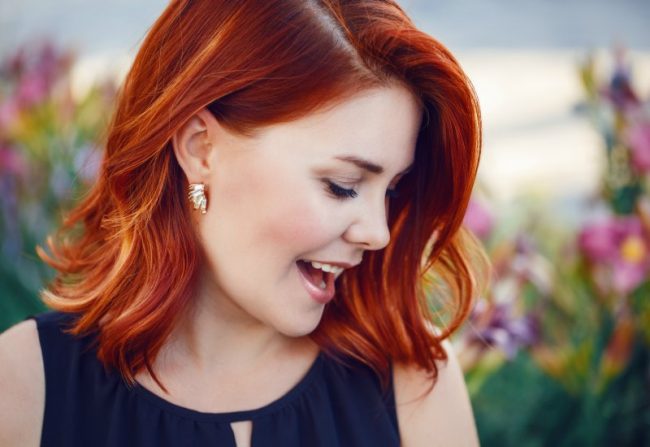 highlights-in-hair Should your hair have highlights or block colour?