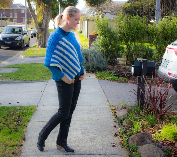 How to Wear Layers - Layering with a poncho