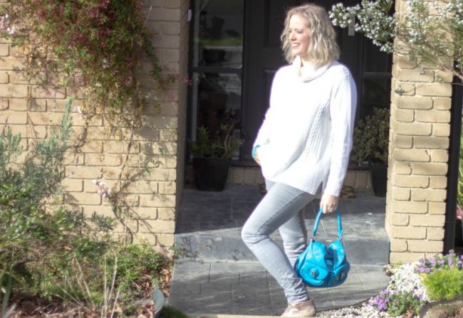 adding colour to neutral outfits