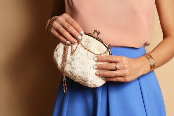 Dressing Tips for the Dominantly Relaxed Personality For Evening Wear