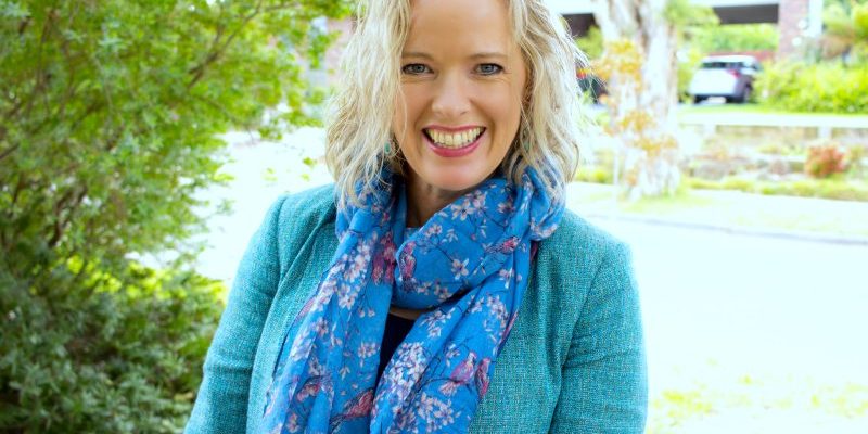 How to wear a high colour contrast when you're not high colour contrast