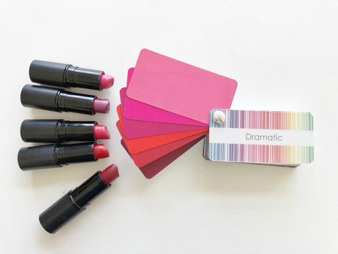How to choose a flattering lipstick colours - use a colour swatch