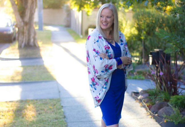floral print kimono with blue dress How to Train Your Eye To Create Stylish Outfits