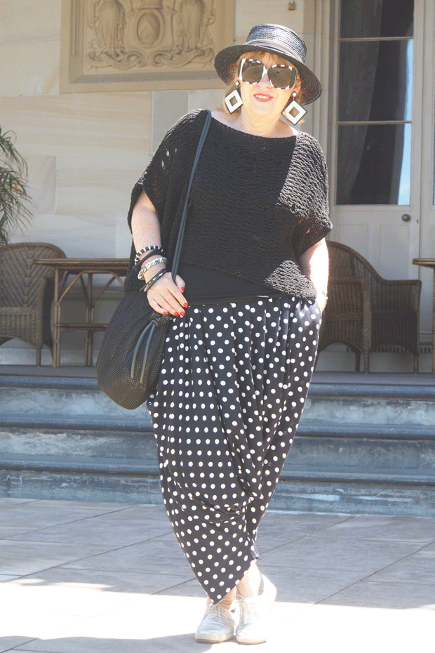 Stylish thoughts of Jill James - Launceston Tasmania based blogger of Grown Up Glamour where she shares her 40 plus style