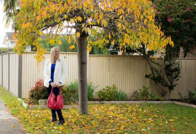 5 Easy Ways to Lighten up a Dark Wardrobe