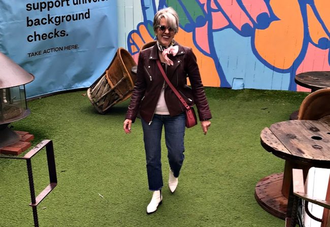 LAK.CA.Lndsc Stylish Thoughts - Liz Klebba of Closet Play Image