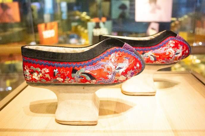 Bata Shoe Museum Shop