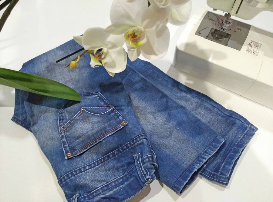 hemming blue jeans