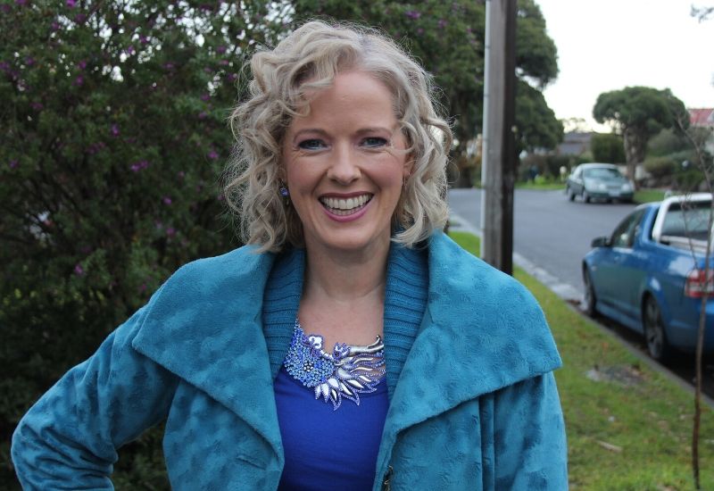 textured hair and fabric (1)