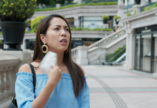 How To Look Stylish In Hot And Humid Weather