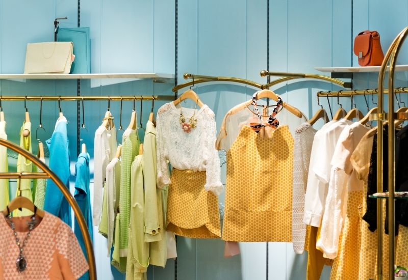 When You Can't Find the Perfect Colours in Clothing What is the Most Important Colour Property? - warm vs cool, light vs dark or bright vs muted