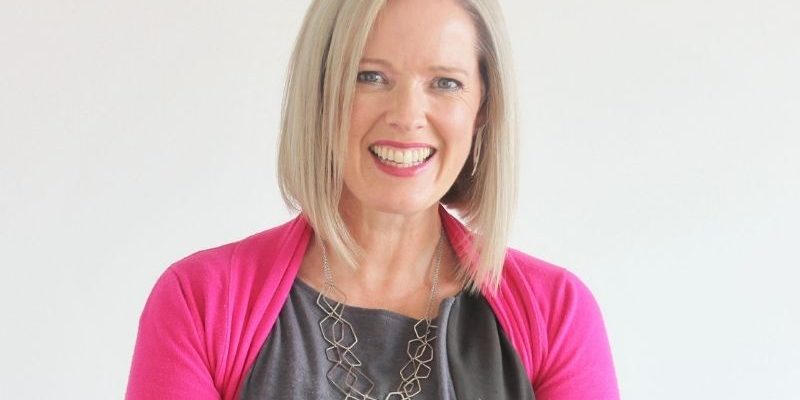 Understanding and Using Negative Space in Patterns and Accessories