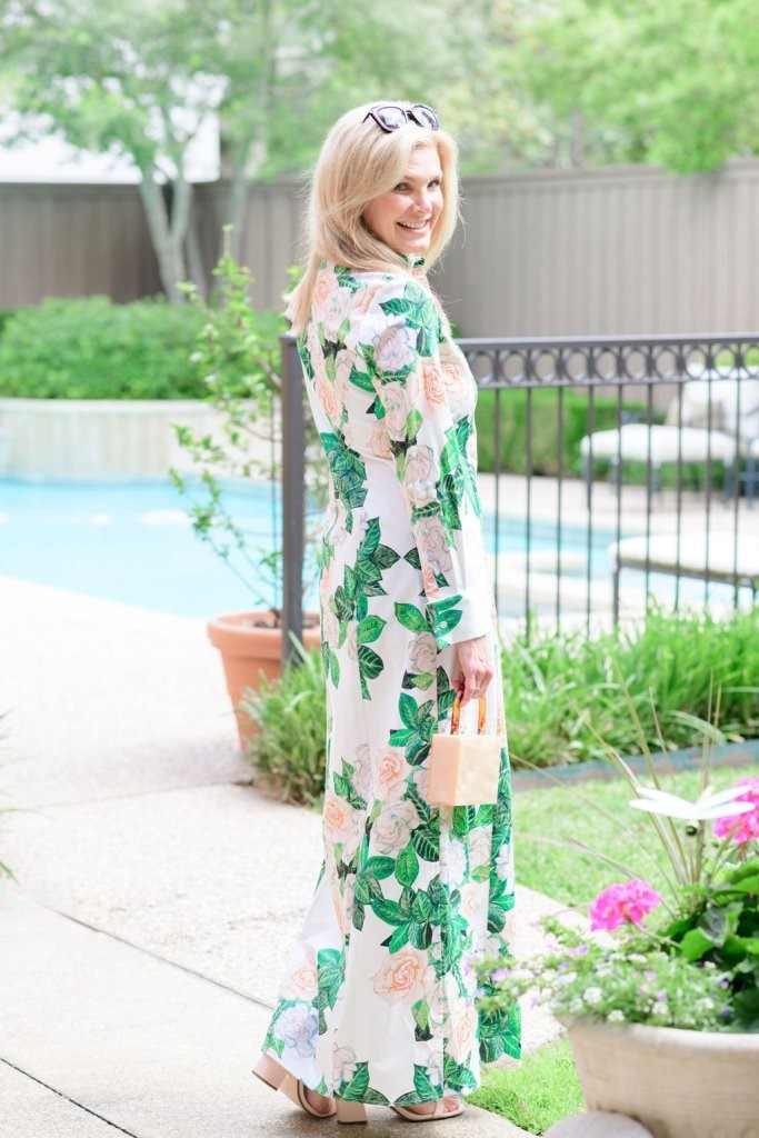 feeling ladylike with chicwish floral skirts - Tanya Foster