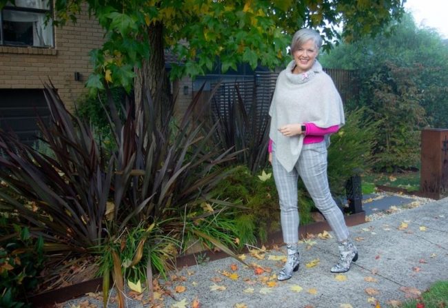 choosing flattering ponchos, capes and blanket coats choosing flattering ponchos, capes and blanket coats