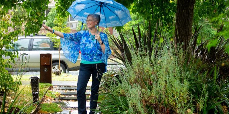 wearing analogous colours