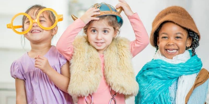 childhood dress ups (1) Let your inner child play dressups