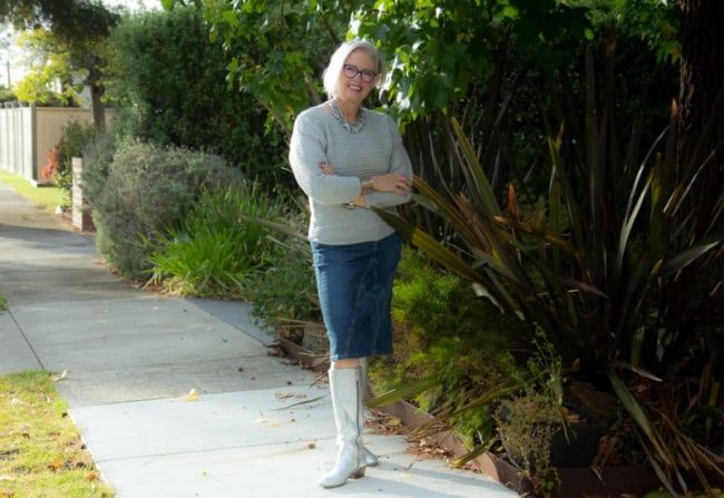 metallic garments and accessories are trending Metallic garments and shoes are trending in 2024