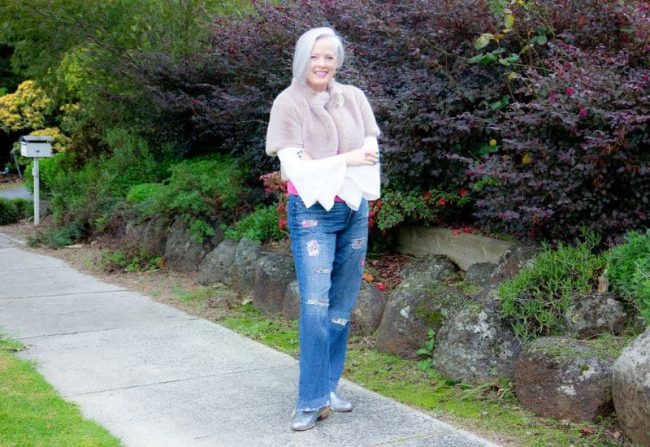 Combining Neutrals How to Choose and Wear Them Combining beige, white and denim neutrals in an outfit