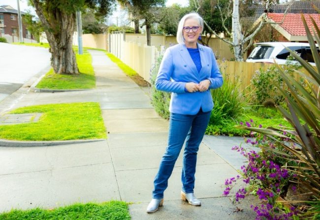 building a theraputic wardrobe - a blazer with your jeans can help you feel more confident