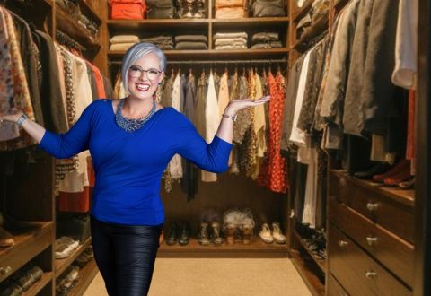 how to have an organised wardrobe - decluttering tips - what to get rid of straight away