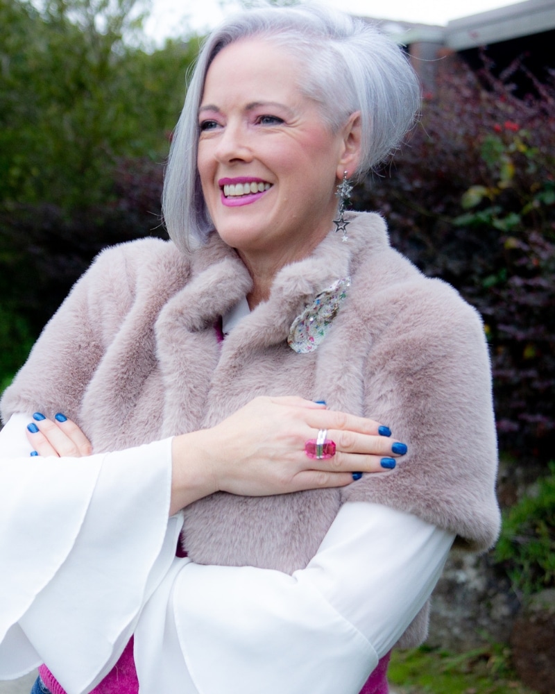 Jewellery trends for 2026 brooches, coloured gems and statement pieces